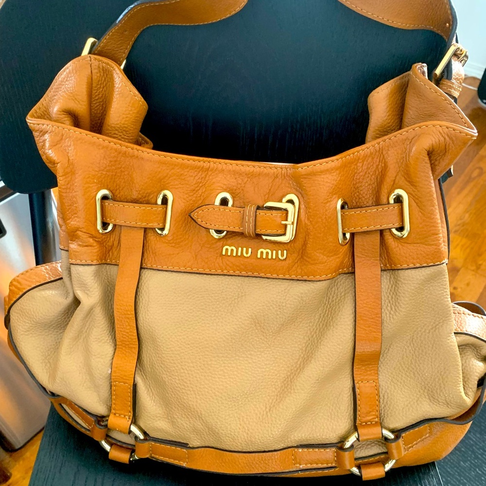OFFERS??? Miu Miu Slouchy Leather Purse in Cognac 2 tone Buttery Leather! EUC